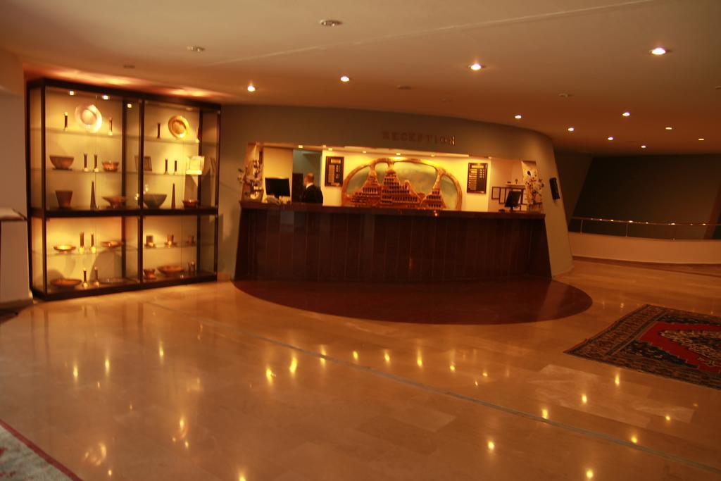Peri Tower Hotel Νεβσεχίρ Εξωτερικό φωτογραφία